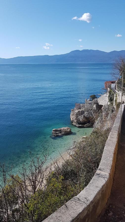 Apartman Mami-Krok Rijeka Eksteriør billede